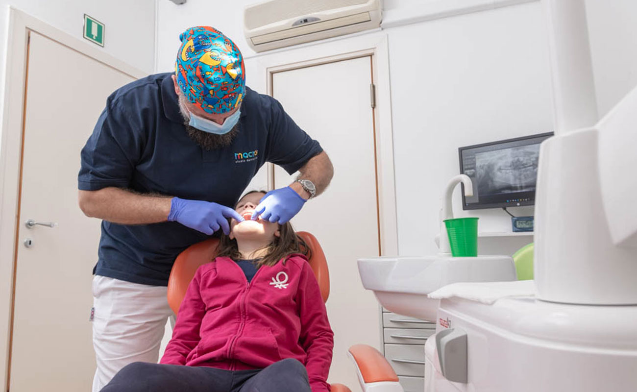 studio-dentistico-macro-71