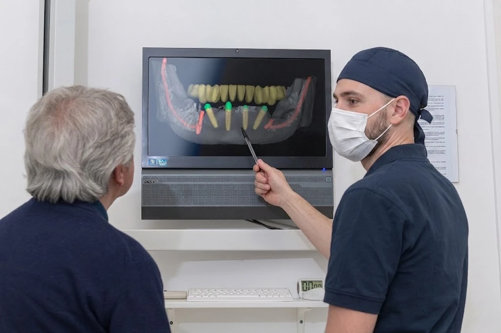 implantologia dentale dentisti macro pordenone